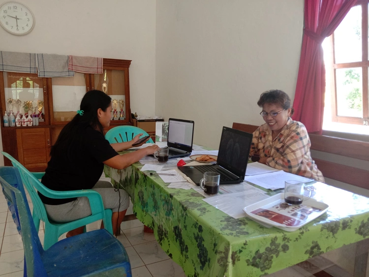 Mo'angga mompake internet